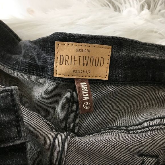 Driftwood Marilyn Black Denim Floral Embroidered Mid-Rise Skinny Jeans 31 - Picture 10 of 14